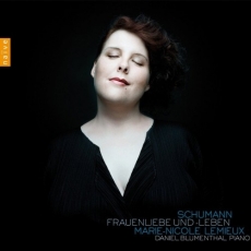 Schumann – Frauenlibe und -Leben – Marie-Nicole Lemieux